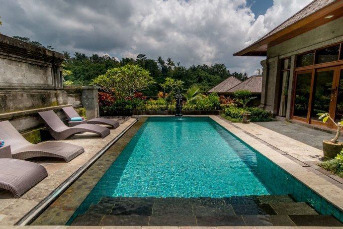 Puri Bayu Villa