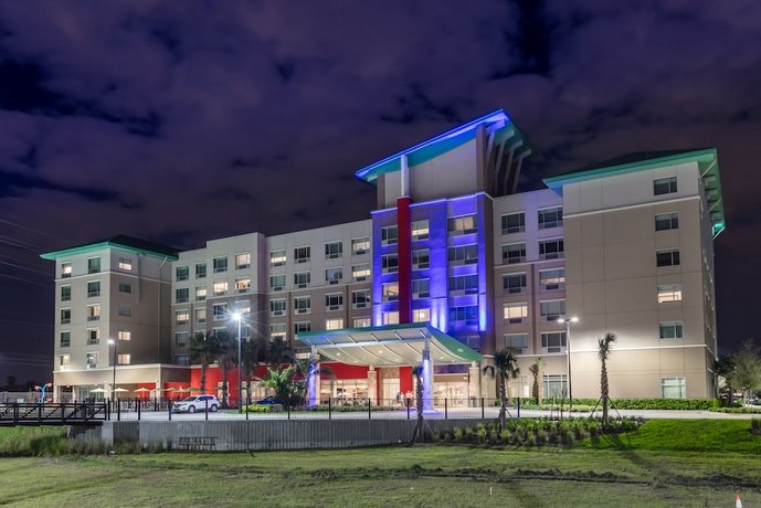 Holiday Inn Express & Suites - Orlando At Seaworld Williamsburg United States thumbnail