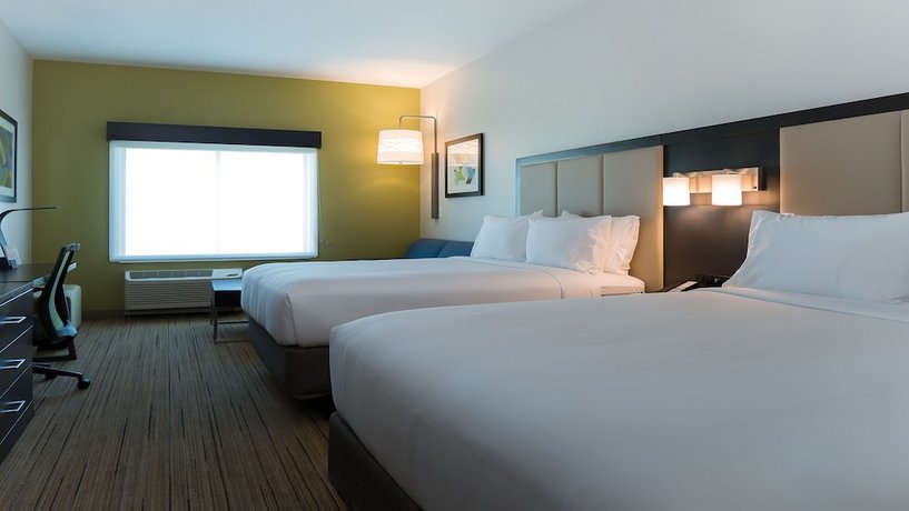 Holiday Inn Express & Suites - Tampa East - Ybor City