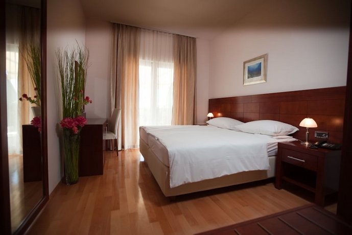 Apartments Agava Makarska