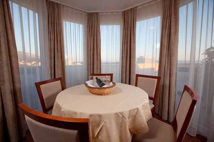 Apartments Agava Makarska