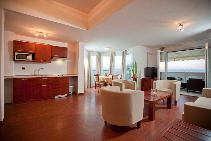 Apartments Agava Makarska