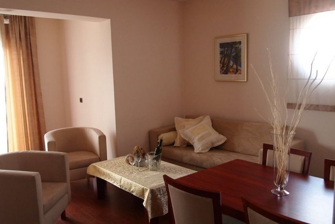 Apartments Agava Makarska