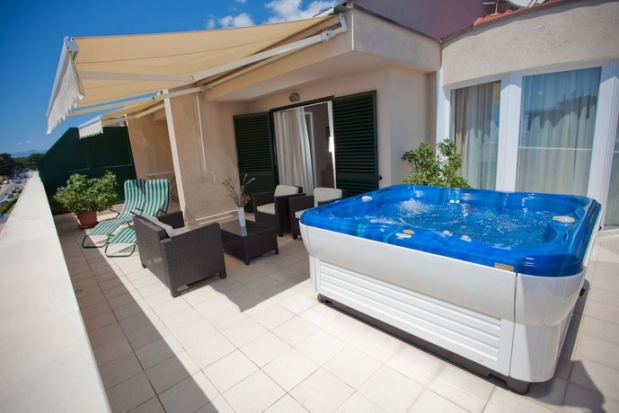 Apartments Agava Makarska