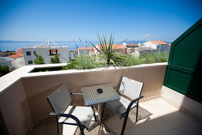 Apartments Agava Makarska