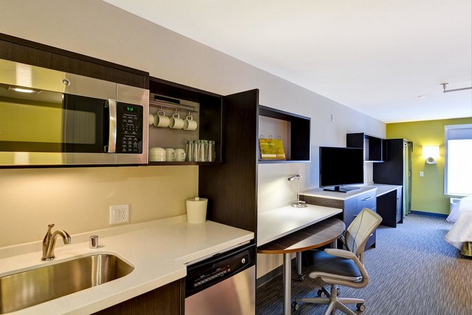 Home2 Suites Green Bay