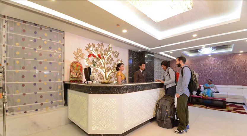 Hotel Atulyaa Taj
