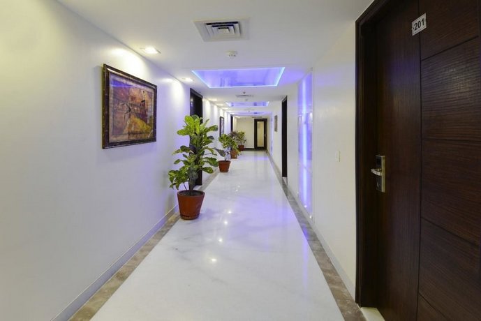 Hotel Atulyaa Taj