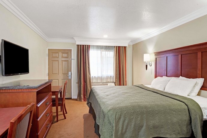 Super 8 by Wyndham Cypress Buena Park Area Hotel