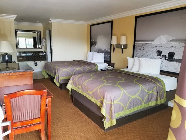 Super 8 by Wyndham Cypress Buena Park Area Hotel