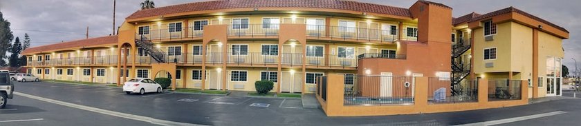 Super 8 by Wyndham Cypress Buena Park Area Hotel