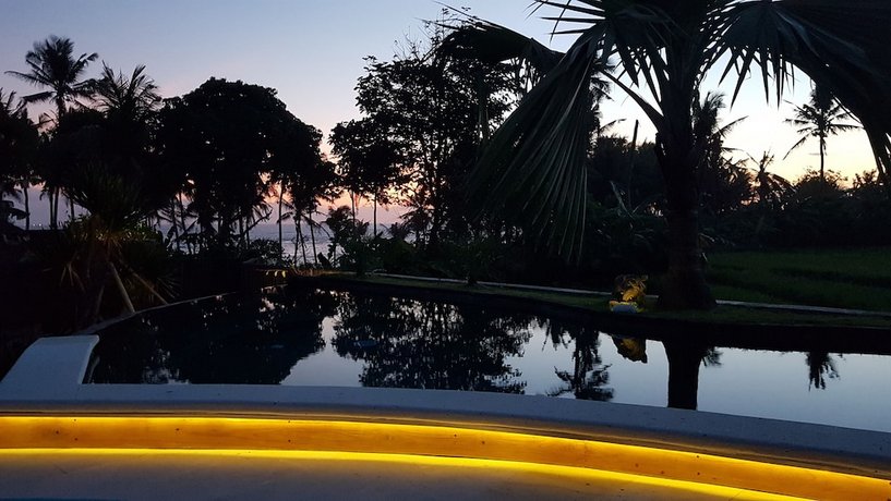 Sejuk Beach Villas