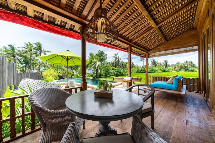 Sejuk Beach Villas