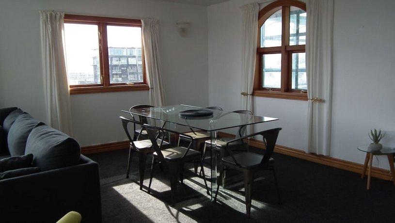 U Suites on Courtenay