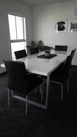 U Suites on Courtenay