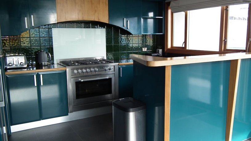 U Suites on Courtenay