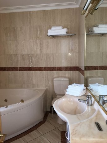 U Suites on Courtenay