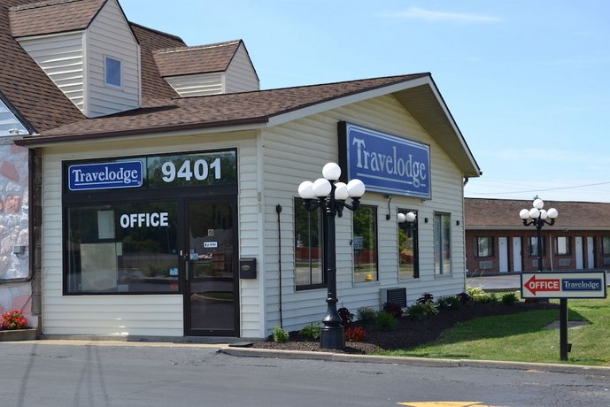 Travelodge by Wyndham Niagara Falls At the Falls Niagara Falls NY