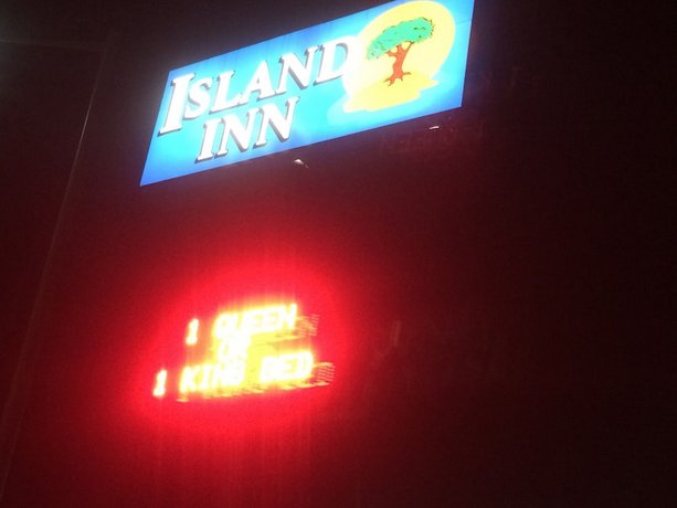 Island Inn