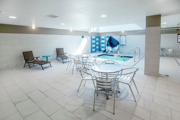 Staybridge Suites Denver Downtown