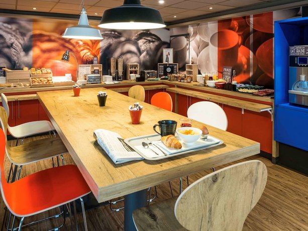 ibis Paris Pont de Suresnes Longchamp