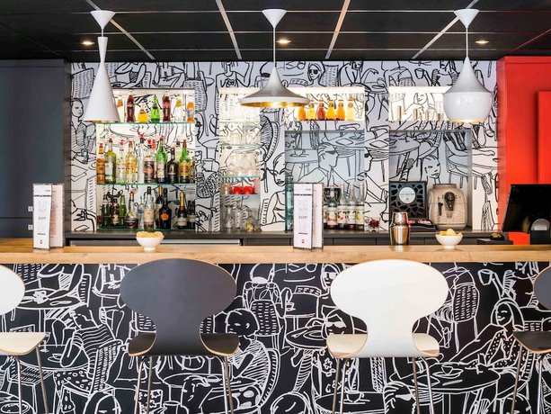 ibis Paris Pont de Suresnes Longchamp