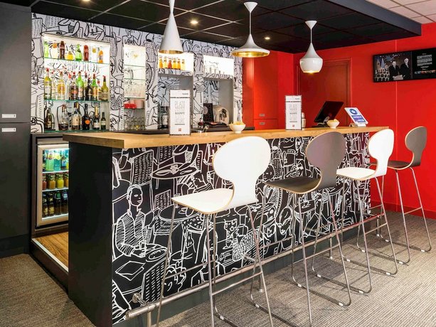 ibis Paris Pont de Suresnes Longchamp