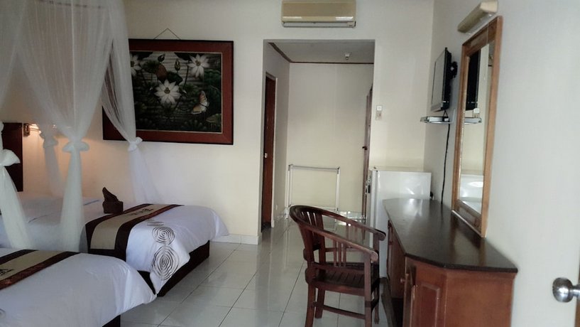 Puri Dalem Cottages