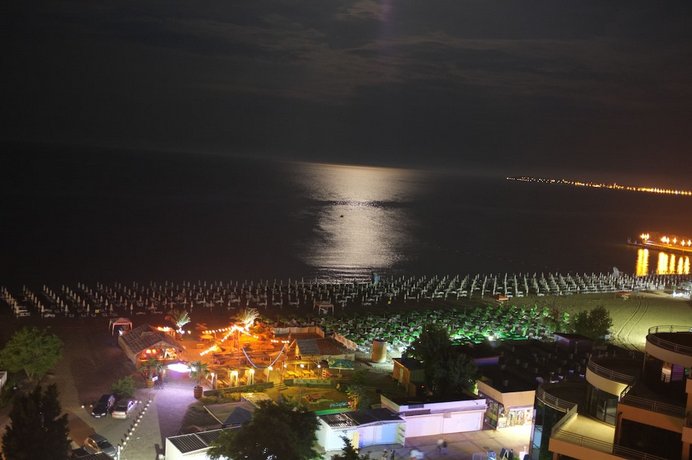 MPM Astoria Hotel - Ultra All Inclusive