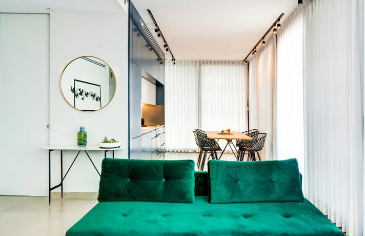 Carmel Market Apartments by Master