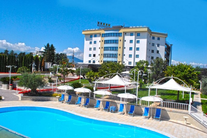 Edra Palace Hotel