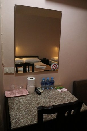 Suksawad Hotel