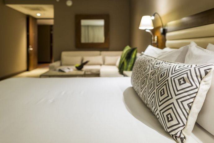Hotel Movich Chico 97