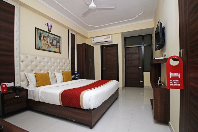 OYO 9424 Hotel Eden