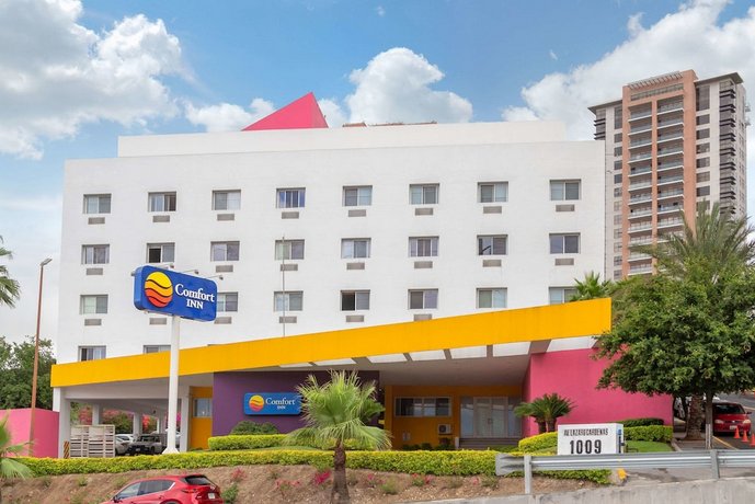 Comfort Inn Monterrey Valle