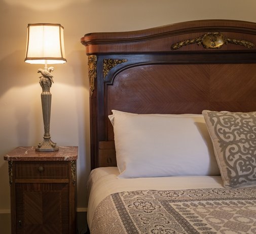Albert Guest House and Mills Spa Suites