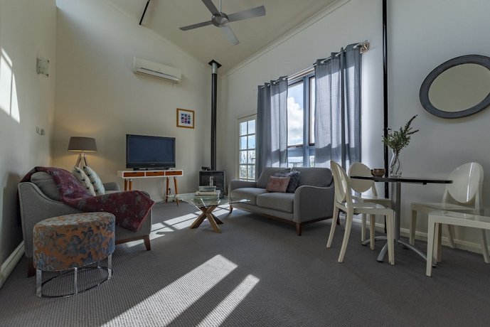 Albert Guest House and Mills Spa Suites