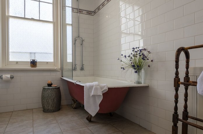 Albert Guest House and Mills Spa Suites