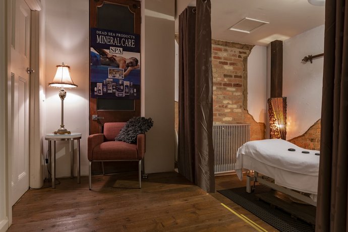 Albert Guest House and Mills Spa Suites