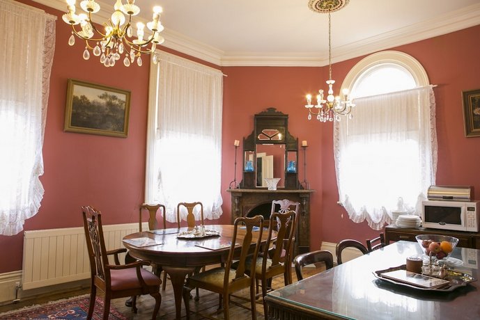 Albert Guest House and Mills Spa Suites