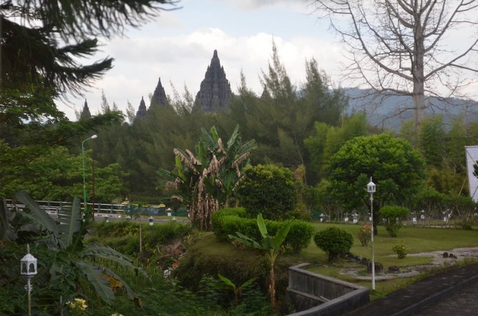 Poeri Devata Resort Hotel