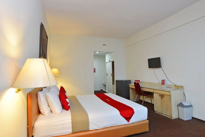 ZEN Rooms Basic Kebayoran