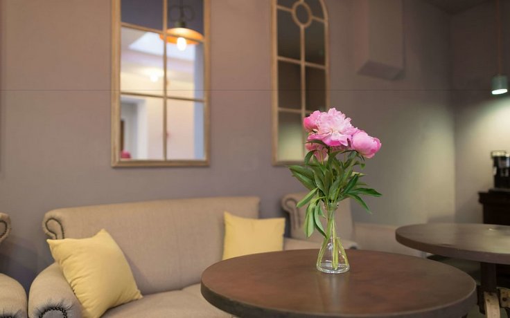 Antler Boutique Hotel