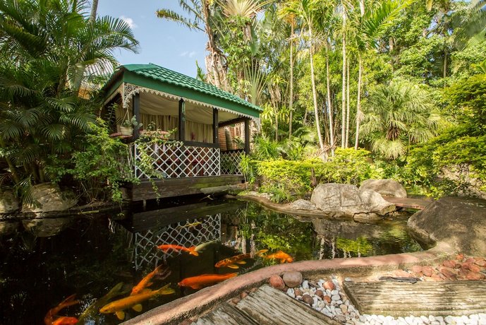 Avalone Guest House