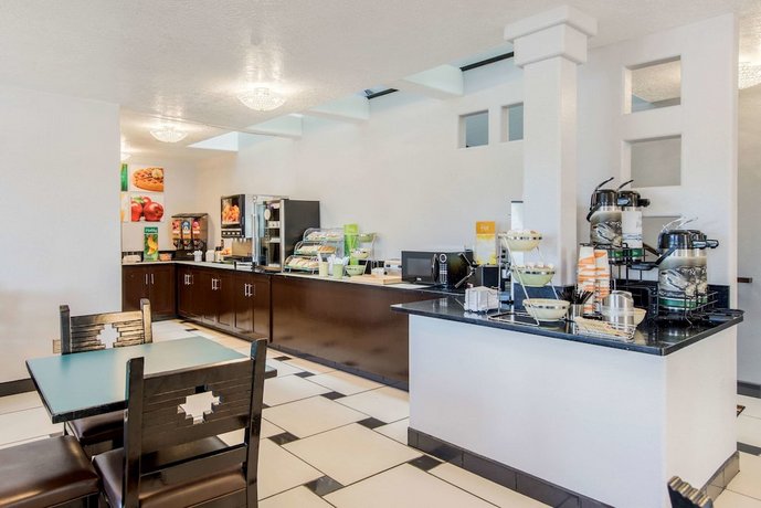 Quality Inn & Suites Albuquerque