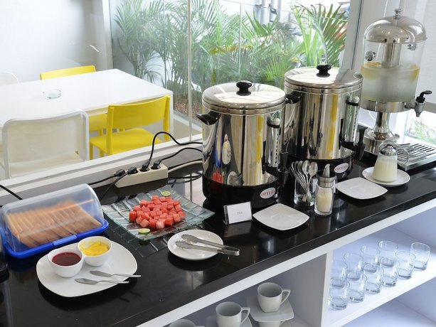 Everyday Smart Hotel Mayestik