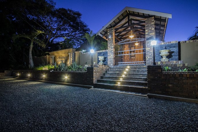 St Lucia Livingston Lodge