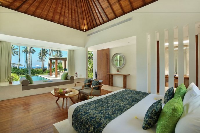 Candi Beach Villas
