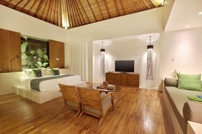 Candi Beach Villas