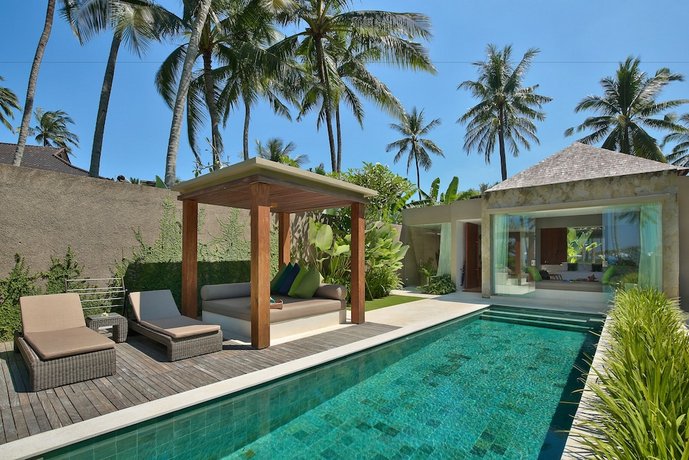 Candi Beach Villas
